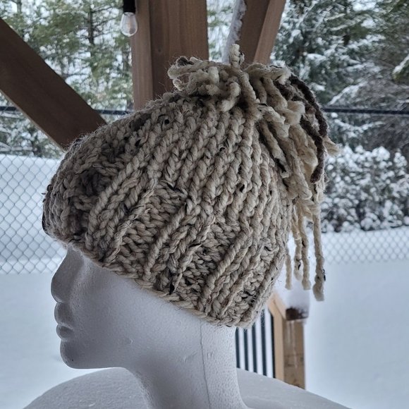 Hand Knitted wool hat, OS - Picture 2 of 6